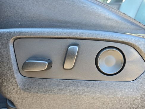 Used 2021 Chevrolet Tahoe High Country w/ Premium Package image 12