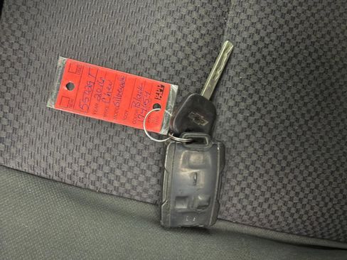 Used 2016 Chevrolet Silverado 1500 LT w/ Texas Edition image 43