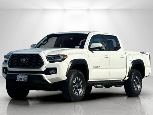Used 2022 Toyota Tacoma TRD Off-Road image 7