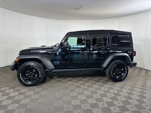 Used 2023 Jeep Wrangler Unlimited w/ Cold Weather Group image 6