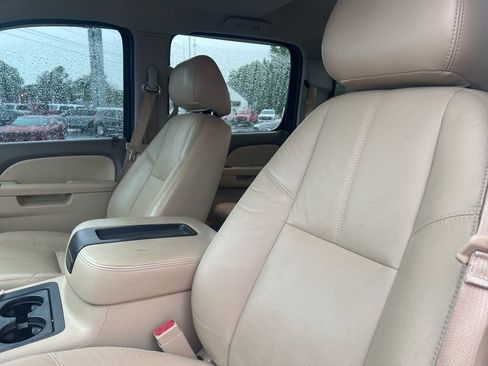 Used 2014 GMC Sierra 2500 SLT w/ SLT Convenience Package image 10