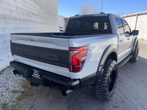 Used 2024 Ford F150 Raptor image 14