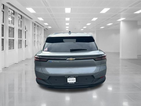 New 2026 Chevrolet Equinox EV LT image 6