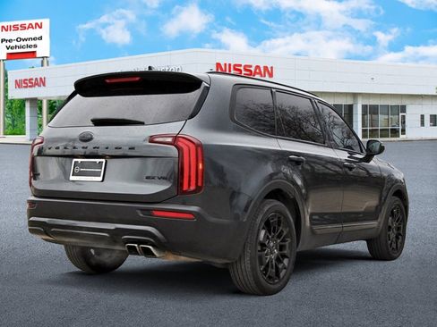 Used 2021 Kia Telluride EX w/ EX Premium Package image 4