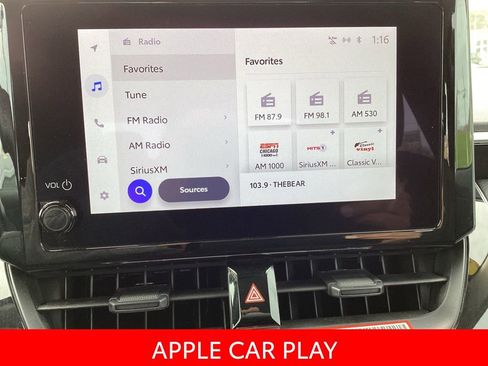 Used 2025 Toyota Corolla LE image 3