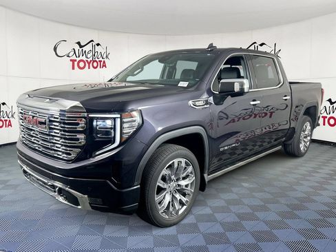 Used 2023 GMC Sierra 1500 Denali w/ Denali Reserve Package AWD/4WD image 4