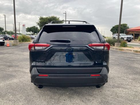 Used 2025 Toyota RAV4 XLE w/ Convenience Package AWD/4WD image 6