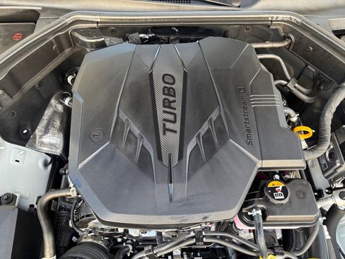 Used 2026 Genesis G70 2.5T Prestige image 22