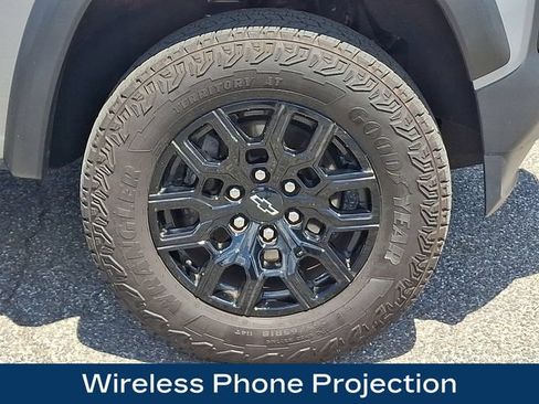 Used 2024 Chevrolet Colorado Trail Boss AWD/4WD image 28