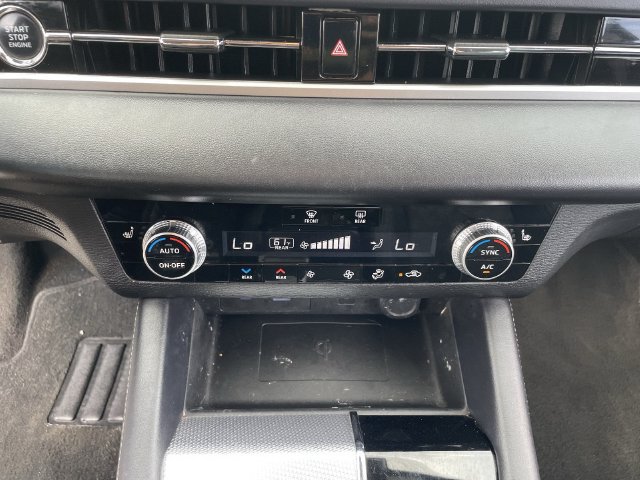 Used 2023 Mitsubishi Outlander SEL FWD image 24