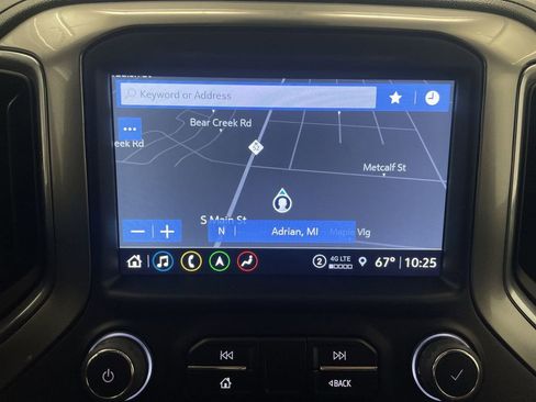 Used 2022 Chevrolet Silverado 2500 LTZ w/ LTZ Premium Package image 9