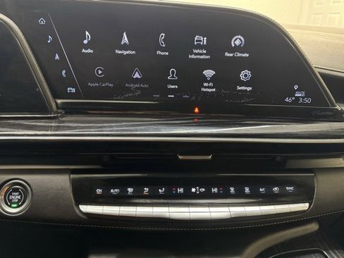 Used 2021 Cadillac Escalade ESV Sport image 18