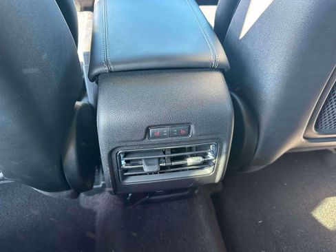 Used 2022 Lincoln Corsair AWD w/ Equipment Group 101A image 11