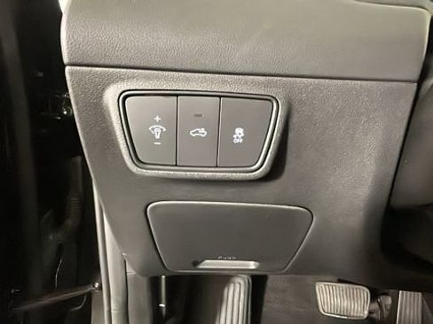 Certified 2022 Hyundai Santa Cruz Limited AWD/4WD image 19