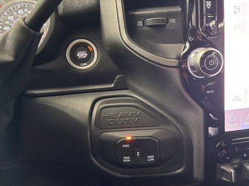 New 2026 RAM 2500 Tradesman AWD/4WD image 31