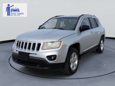 Used 2013 Jeep Compass Sport image 3