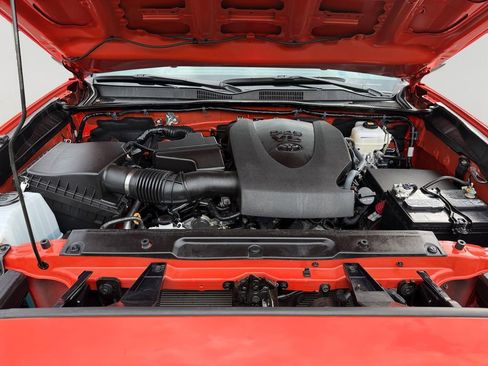 Used 2023 Toyota Tacoma TRD Pro AWD/4WD image 9