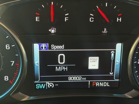 Used 2019 Chevrolet Traverse Premier image 17