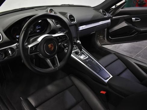 Used 2018 Porsche 718 Cayman S RWD image 14