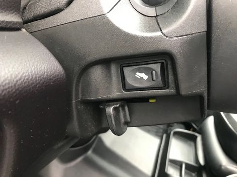 Used 2024 RAM 2500 Laramie image 17