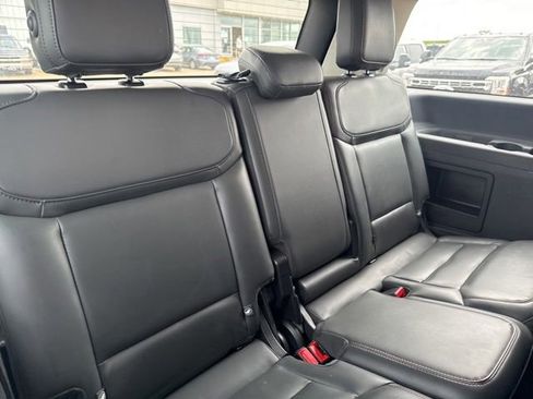 Used 2025 Ford Expedition Active AWD/4WD image 14