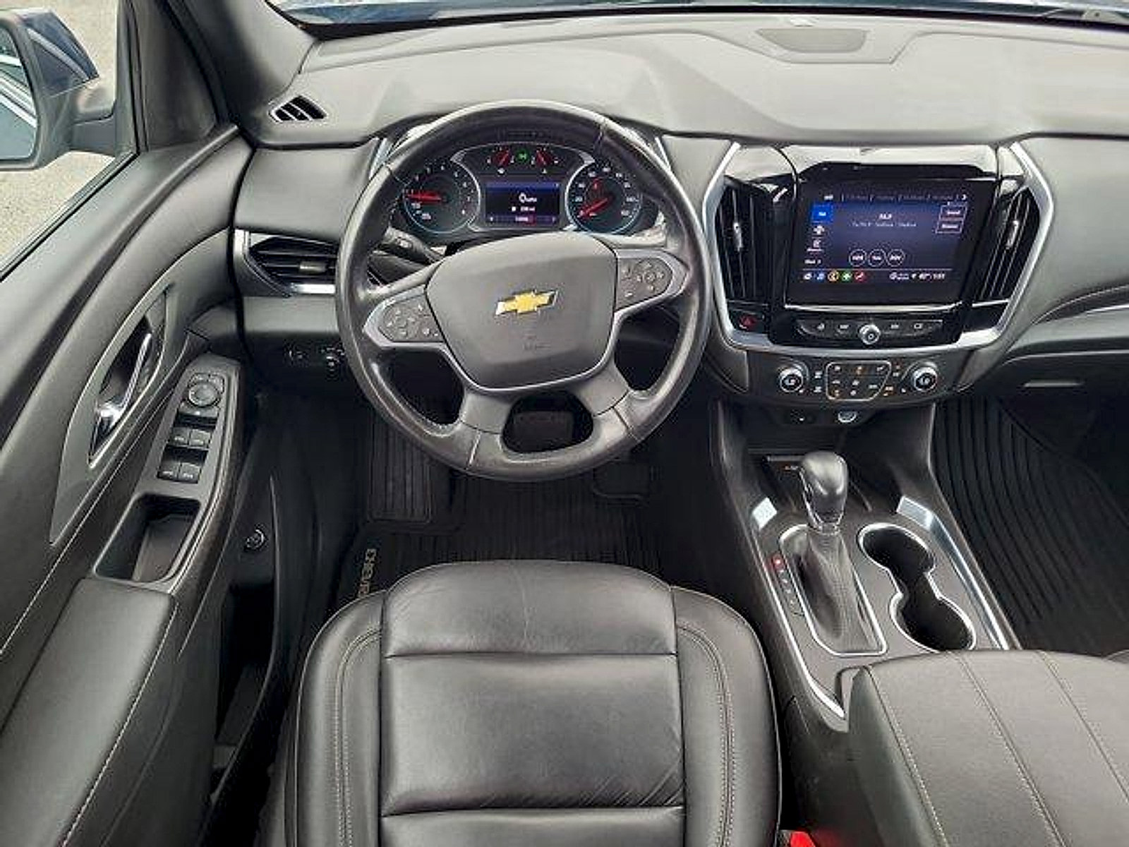 Used 2022 Chevrolet Traverse LT AWD/4WD image 19