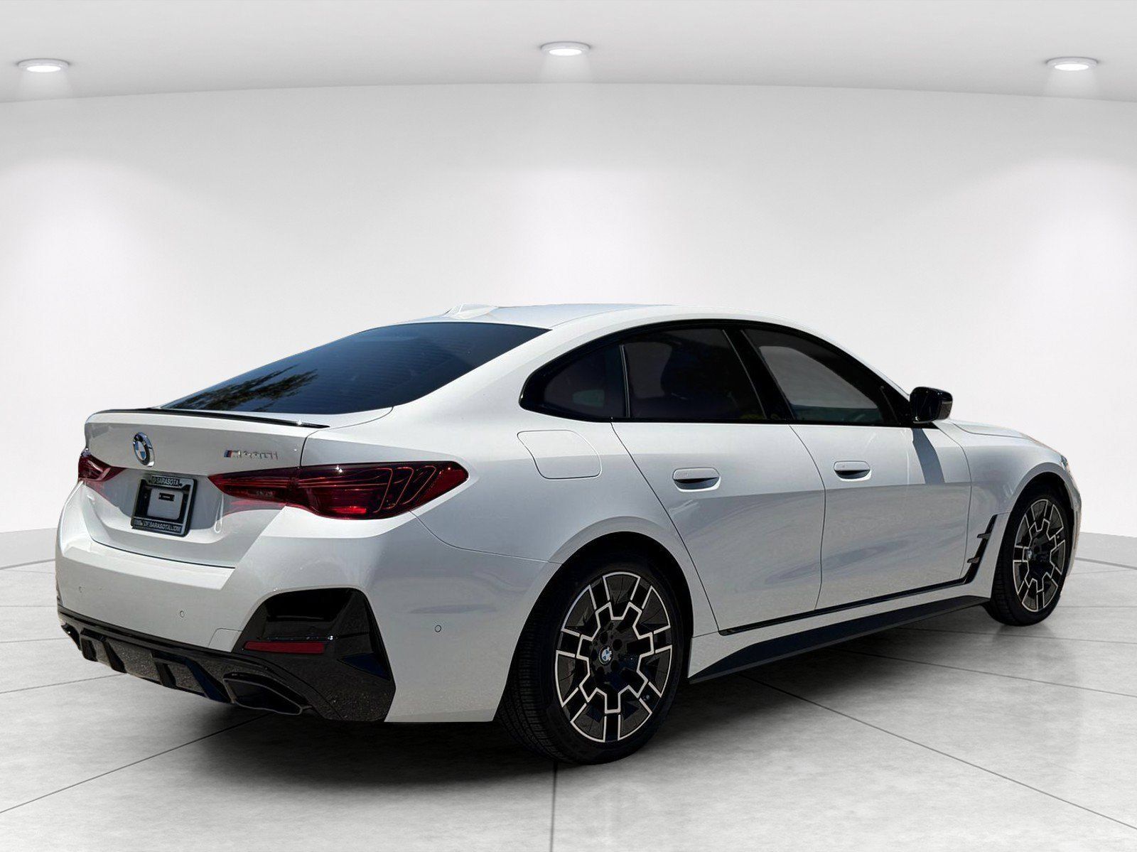 New 2026 BMW M440i w/ Premium Package RWD image 3