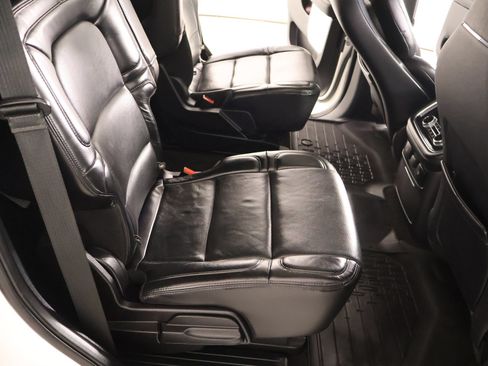 Used 2020 Lincoln Navigator Reserve w/ Equipment Group 208A Reserve RWD image 16