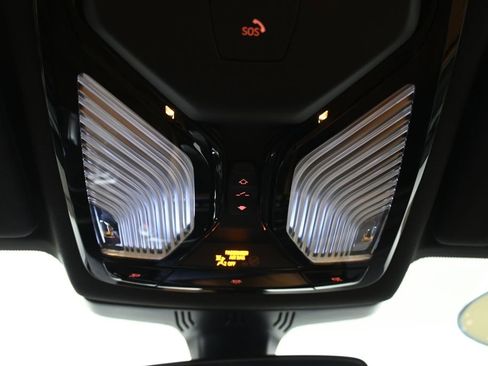 Certified 2023 BMW M550i xDrive w/ Executive Package image 21