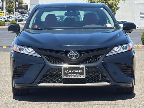 Used 2020 Toyota Camry XSE FWD image 10