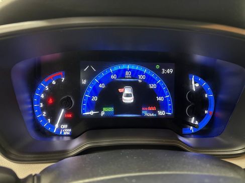 Used 2022 Toyota Corolla LE image 15