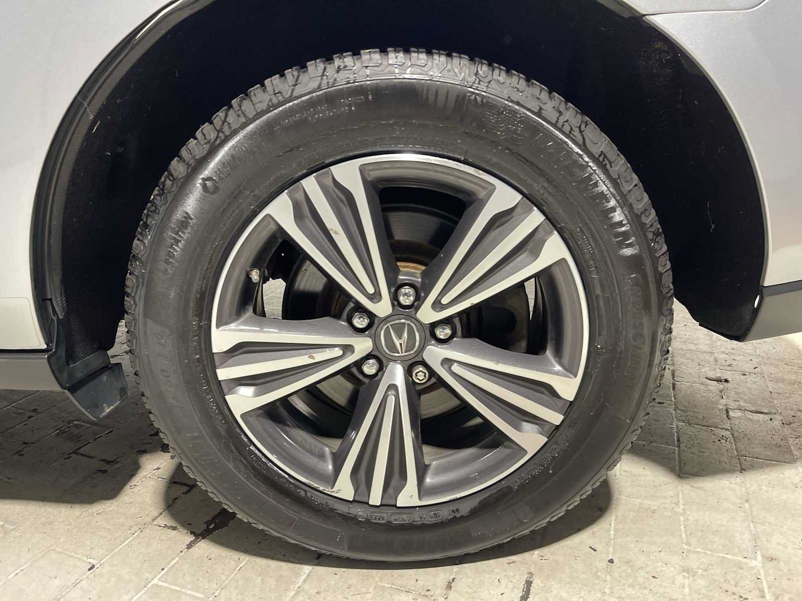 Used 2018 Acura MDX SH-AWD image 8