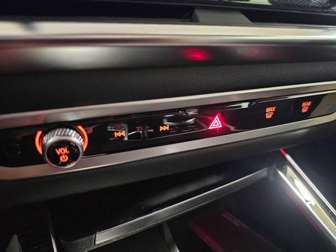 New 2026 BMW X5 xDrive40i w/ M Sport Package image 18