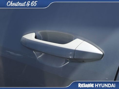 Used 2023 Kia Sportage LX image 23