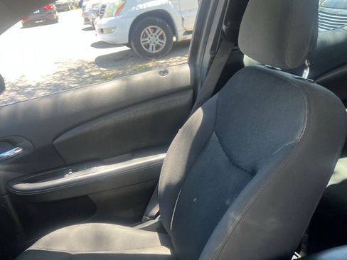Used 2013 Dodge Avenger SE FWD image 14