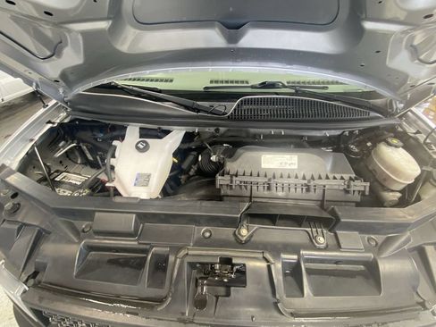 Used 2022 Chevrolet Express 2500 w/ Enhanced Convenience Package RWD image 38
