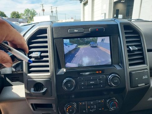 Used 2020 Ford F350 XL w/ Power Equipment Group RWD image 17