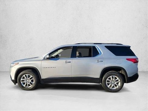 Used 2021 Chevrolet Traverse LT FWD image 8