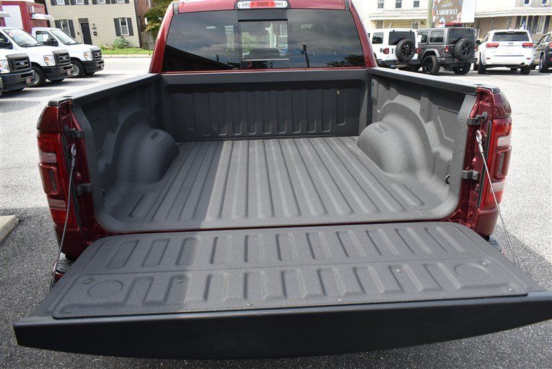 Used 2022 RAM 1500 Big Horn AWD/4WD image 8