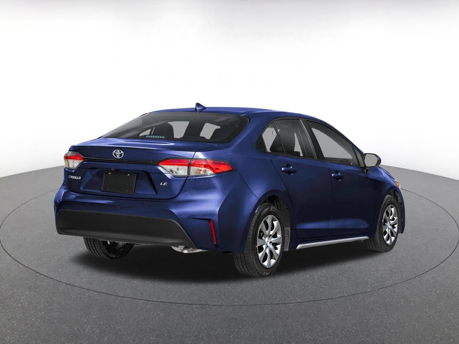 Used 2025 Toyota Corolla LE FWD image 2