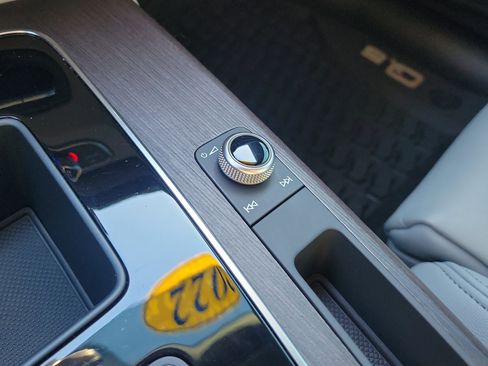 Used 2022 Audi Q5 2.0T Premium w/ Convenience Package image 40