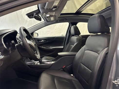 Used 2025 Chevrolet Malibu LT w/ Sport Edition image 11