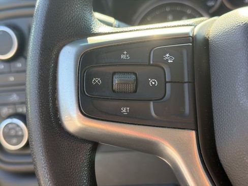 Used 2022 Chevrolet Silverado 2500 Custom w/ Custom Value Package image 24