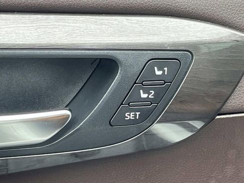 Used 2021 Toyota Highlander Platinum AWD/4WD image 27
