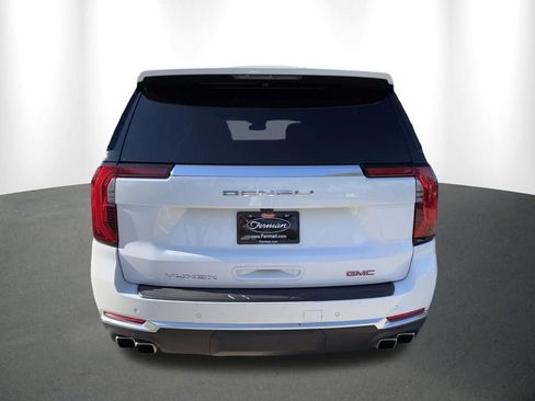 Used 2025 GMC Yukon XL Denali AWD/4WD image 15