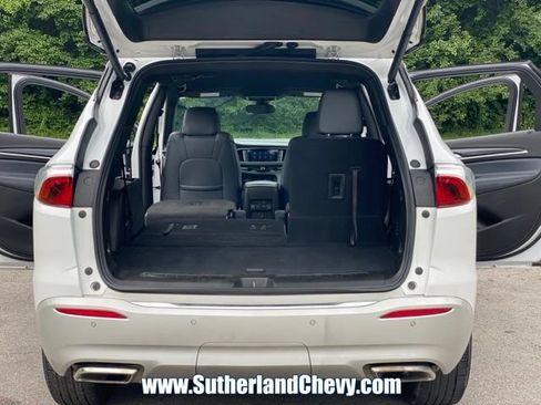 Used 2024 Buick Enclave Essence FWD image 42