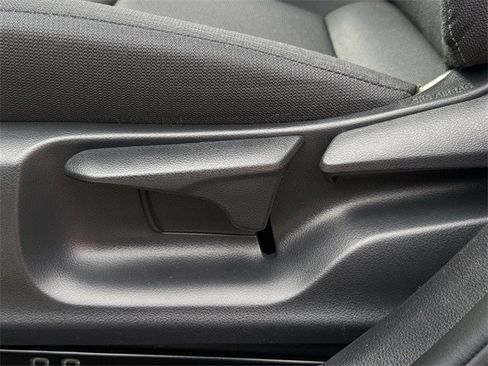 Used 2023 Toyota Corolla LE image 26