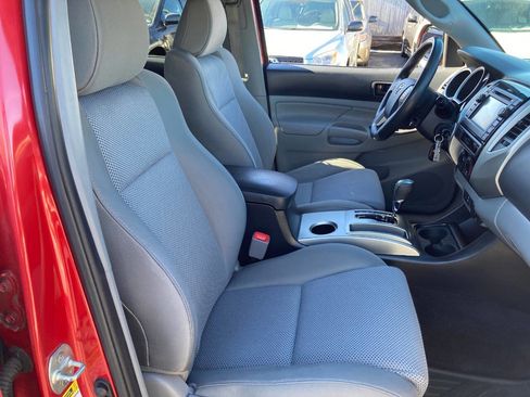 Used 2013 Toyota Tacoma V6 4x4 4dr Double Cab 5.0 ft S image 82