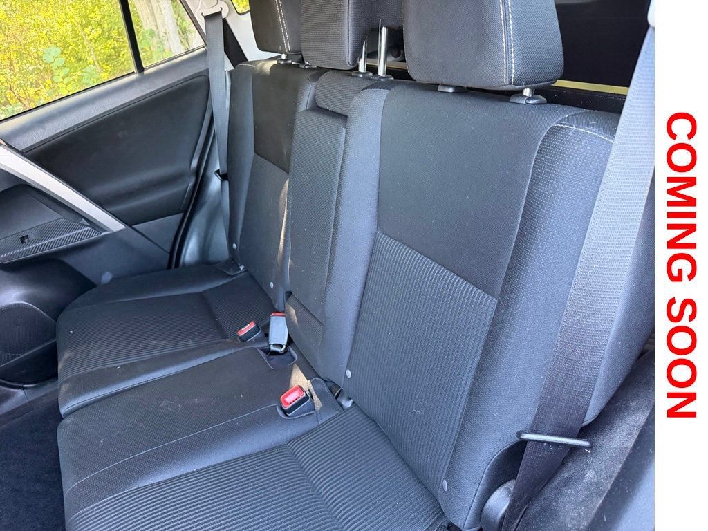Used 2015 Toyota RAV4 XLE AWD/4WD image 11