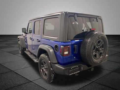 Used 2018 Jeep Wrangler Unlimited Sport image 4